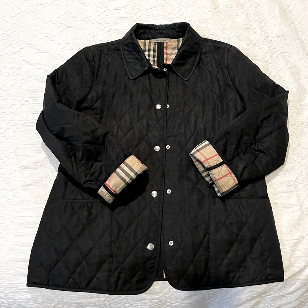 BURBERRY Quilted Jacket🖤